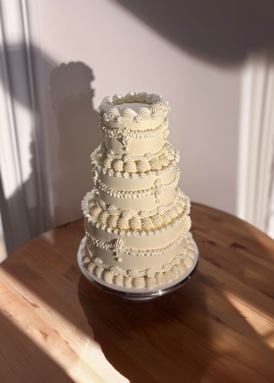 A beautiful custom cake by Sarah Bakes Stuff